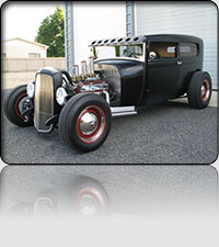 1928 Ford Tudor - Hot Rod