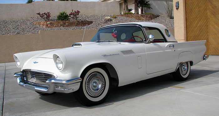 1957 Ford Thunderbird